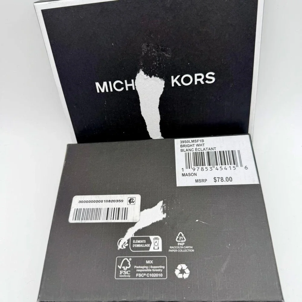 Michael Kors Billfold Leather White with Silver Brand New in Box